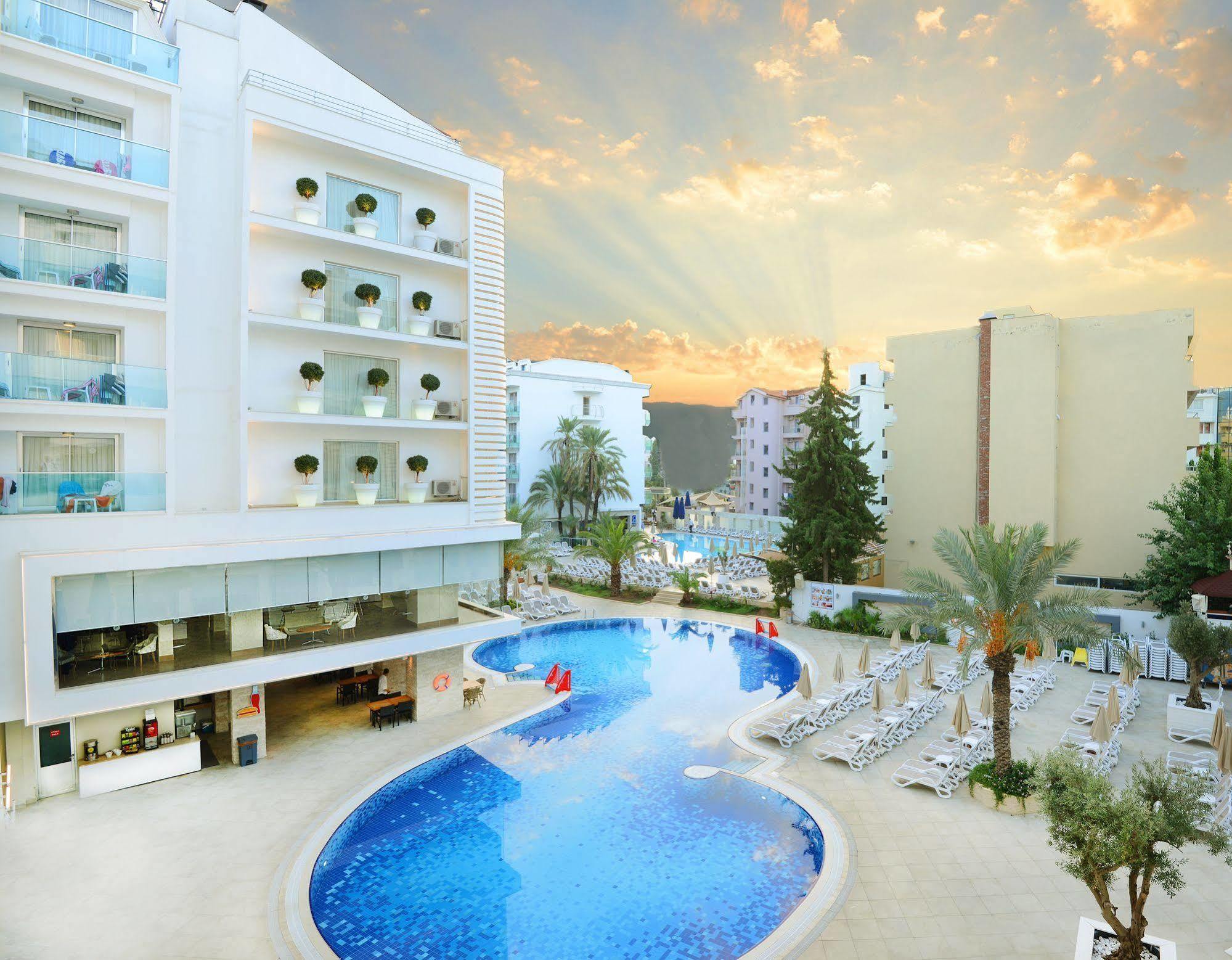 Blue Bay Platinum Отель 5*